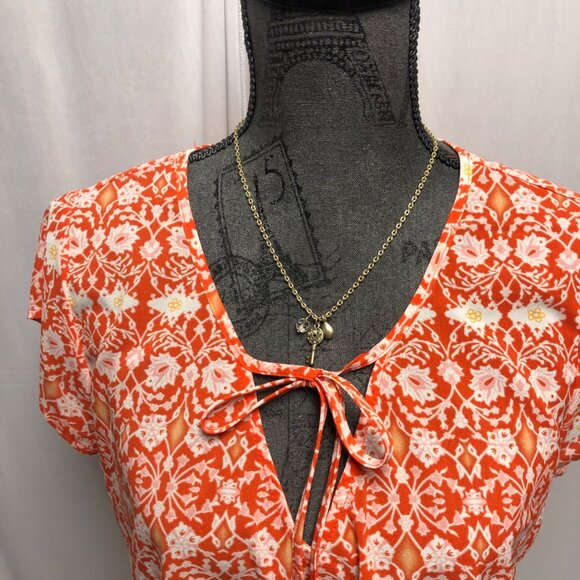Sanctuary Blouse Womens Size Medium Orange Floral Short Sleeve Lightweight Top - Picture 2 of 7